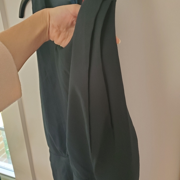 Saks 548 NWT Green Dress - pretty open back - Picture 8 of 16